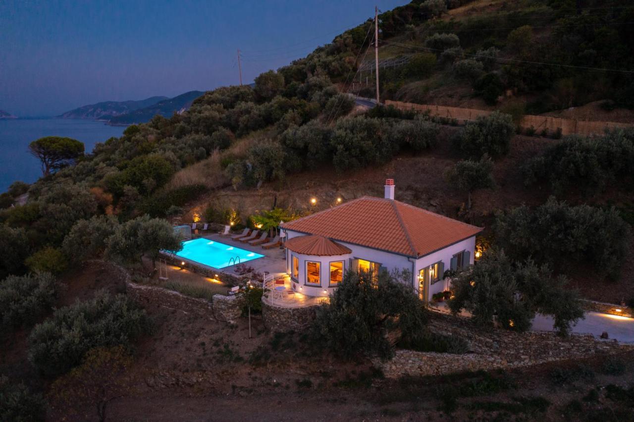 Avgi Villa Glossa Bagian luar foto
